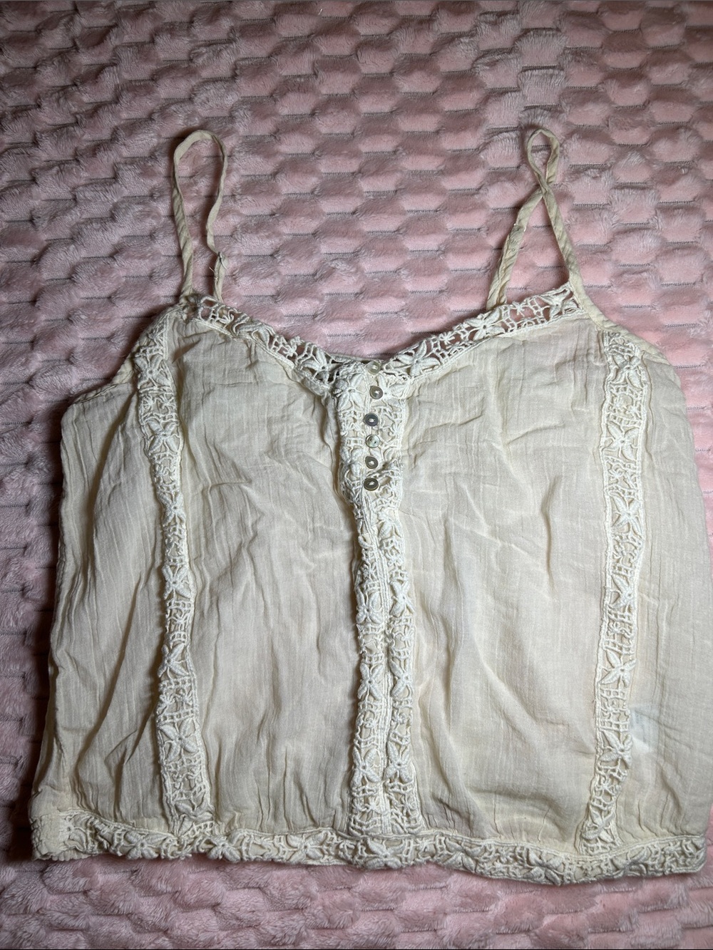 Y2K American Eagle Outfitters Women’s Cream Lace Trim Camisole Top